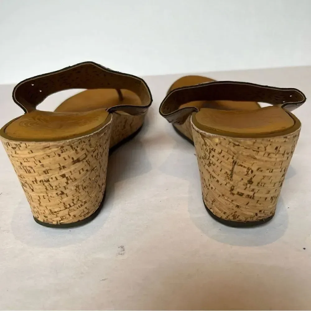 Clarks excellent padded